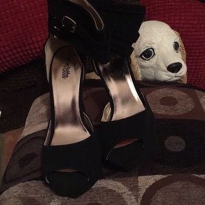 Black suede like heels. Size 9 strap/Ankle